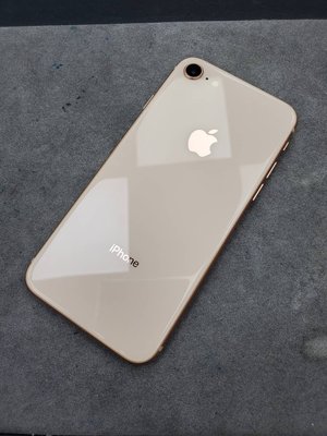 精選優質二手機-Apple iPhone 8 64G 金*(42857)