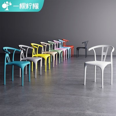 熱賣 可疊放簡約餐椅加厚塑料凳子靠背家用現代餐桌椅子北歐~