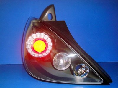 小亞車燈╠ 現貨供應全新日產TIIDA-5D款黑框LED尾燈3800