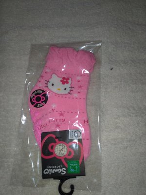 全新正品雷射標籤Hello Kitty粉絲小襪適合1-2歲