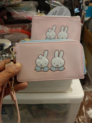 婕的店日本精品~日本帶回~粉紅 米飛兔 米菲兔 Miffy &amp; Darn縮繩票卡夾零錢包