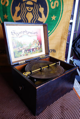 德國Symphonion 古董音樂盒 金屬碟片 手搖式 贈20張音樂碟片