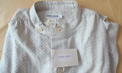 全新正品Giorgio Armani 高級男襯衫，高級立體編織布料，招牌Armani式小立領設計