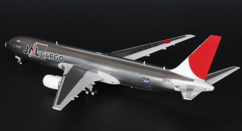 飛行夢想家**JC Wings 1:200 日本航空JAL Boeing 767-300F