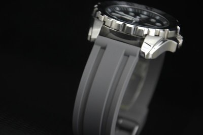 高質感 22mm矽膠錶帶替代 小沛風格雙凹溝紋 oris promaster seiko sbbn 科技灰色