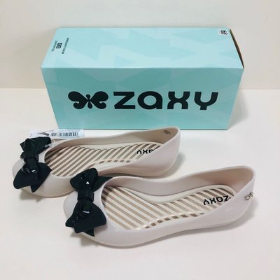 《現貨》ZAXY BOW KIDS 女童 包鞋 巴西尺寸27/28（立體夢幻 雙蝴蝶結 果凍娃娃鞋-米白/黑色）