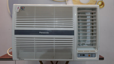 桃園二手家電 推薦-Panasonic 國際 牌 變頻 冷專 窗型 冷氣 空調 有遙控 CW-P28CA2 新北 台北 新竹 八德 2手 中古 家電 電器 便宜