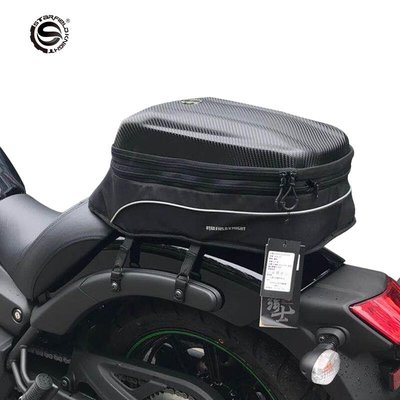 易匯空間 星空騎士摩托車后座包尾包防雨可放全盔碳纖維背包硬殼反光可手提QS912