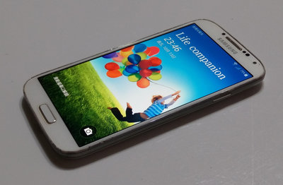 SAMSUNG GALAXY S4 ( GT-i9500 )  (4.99吋 / 16GB ) (白色殼)  二手機