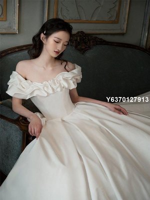 【熱賣精選】婚紗2022新款新娘一字肩鍛面簡約大氣森系超仙夢幻拖尾婚紗