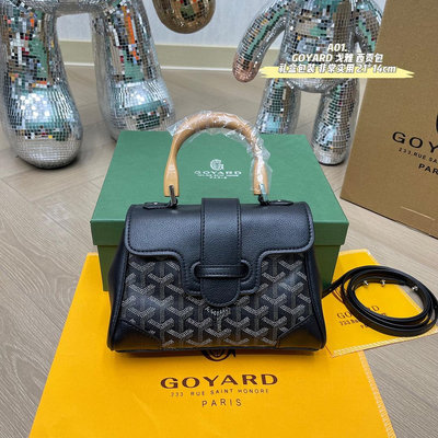 【二手包包】禮盒裝GOYARD 戈雅代表性的包款  西貢包手機，口紅，卡包，粉餅，鑰匙都能放，非常實用尺寸： NO336116