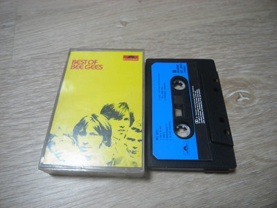 二手 絕版 BEST OF BEE GEES 比吉斯 音樂 組合  錄音帶  懷舊經典老歌 老式錄音機卡帶 專輯 卡帶