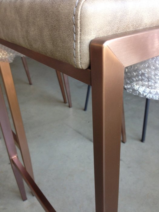 [ 椅子王 ]------  金色奧德莉吧台椅-白鐵製