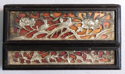 台灣古董，（薦盒） 主題寓意：春光長壽：以「薔薇花」與「綬帶鳥」組成