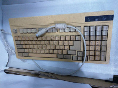 395 （3C ) ( 鍵盤 ) ( POS機 ) （餐飲 零售）AT 大頭 鍵盤 keyboard Solidtek ACK-700（）