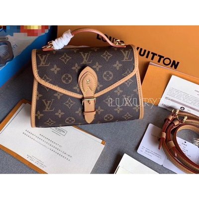 Louis Vuitton Monogram Saumur 43 M42252 Brown Cloth ref.759491 - Joli Closet