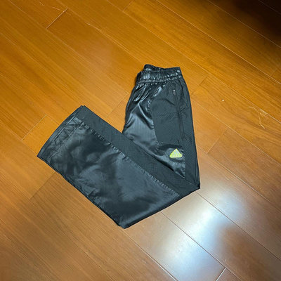 (Size M) Adidas Climaproof 亮面防風刷毛保暖長褲(3M風褲）