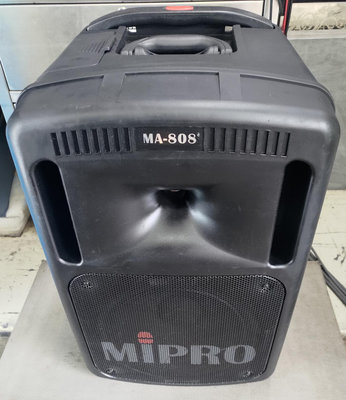 （二手）MIPRO MA-808旗艦型 手提式 UHF 無線擴音機 內建 CD 5.0藍芽 USB SD 充電池已換新 附全新無線麥克風x2