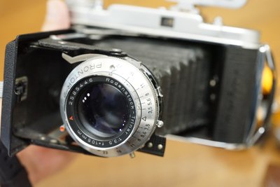 【售】漂亮德國 Franka 6x6 6x9 蛇腹摺疊相機Rodenstock-Trinar鏡頭+福倫達疊影對焦器