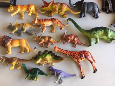 「環大回收」♻二手 玩具 早期 整組 限量【侏羅紀橡膠恐龍 仿真動物模型】中古盒玩 益智玩偶 拆擺玩具 立體模型 自售
