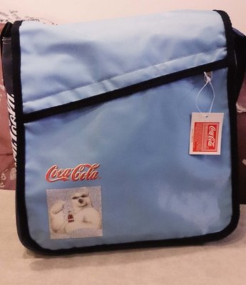 coca cola可口可樂 經典周邊肩背包(藍色) : 肩背包 可口可樂 周邊 典藏 收藏品