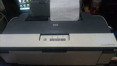 EPSON T1100 A3彩色中古噴墨印表機可列印當零件機賣3200未稅.