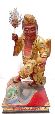 台灣古董神像，濟公師傅， 一呎三，香樟木雕 ，約35-40年老件 ，正港台灣味濟佛，大師之作，表情生動寫實