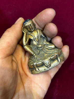 (二手)-清代銅像高約6cm米勒日巴鎏銀尼泊爾老佛像尼泊爾 古玩 擺件 老物件【靜心隨緣】753