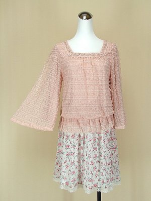 JAYRO White 日本專櫃 粉紅雕花羅馬領長袖蕾絲上衣M號+DITA 專櫃 粉紅蕾絲雪紡紗圓裙S號(56156)