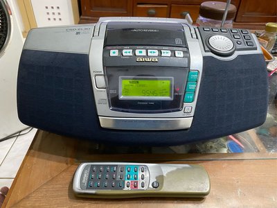 Aiwa手提自動撥放cd卡帶收音機音響