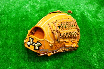 棒球世界全新現貨" 日本製 限量 UNDER ARMOUR (UA) 松田宣浩 硬式內野手套 棒球手套 壘球手套