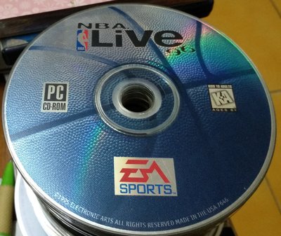 PC GAME --NBA LIVE 96--DOS版 /2手