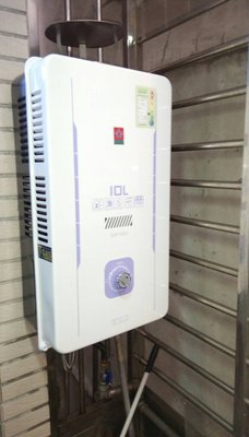 永久送安檢~櫻花GH-1005恆溫屋外型10公升瓦斯熱水器(舊換新含安裝)保固1年 10公升出水量GH1005