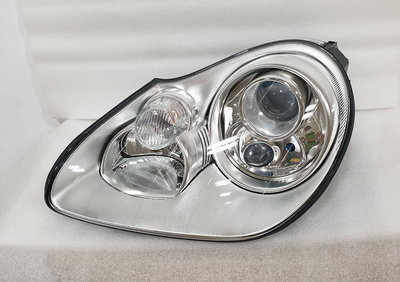 正廠 VALEO 西班牙製 一對售 Porsche 凱燕 Cayenne 原廠 HID 大燈 2002-08 美規 頭燈