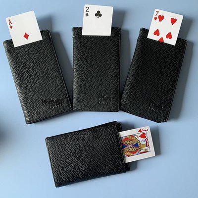 特賣-家樂撲克牌紙牌新款魔術錢包變牌道具器衣服百變撲克換牌多功能感應出入泡妞神器
