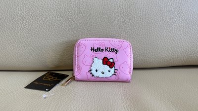 HELLO KITTY 三麗鷗立體繡 短皮夾 正版 短夾 皮夾 拉鍊包 皮革包 錢包 凱蒂貓 粉色 可愛