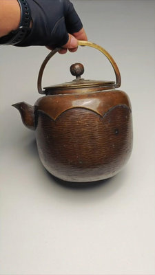 日本老銅壺 煮水壺 純手工老包漿 提梁壺 狀態良好 底部帶落