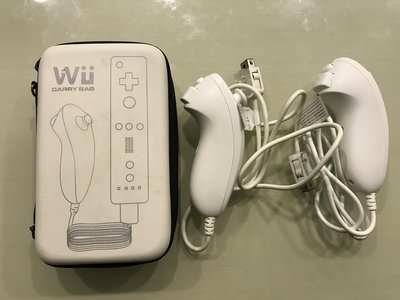二手Wii周邊配件(遊戲槍托/變壓器/控制器/手把套)
