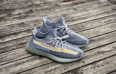 【S.M.P】Adidas Yeezy 350 Boost V2 Ash Blue GY7657
