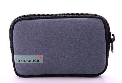 la essence 嚴選精品 LE-9703 卡片包/手機袋/相機包/萬用包~ 潛水衣布. 防水. 防震. 可水洗~