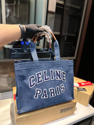 賽琳CE 牛仔托特包Celine 這款托特購物袋回歸70年代丹寧洗水牛仔布，不易磨損慵懶NO51553