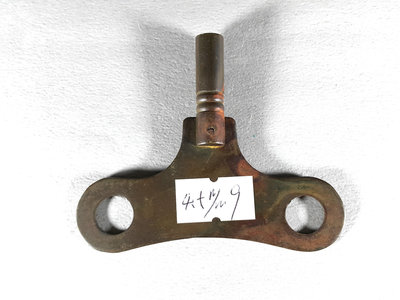 [銀九藝] 內徑4.5mm銅製古董鐘 發條鐘 機械鐘 鑰匙 (1)