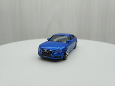全新盒裝1:64~奧迪 AUDI A5 藍色 黑窗合金滑行車