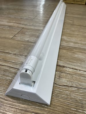 DIY水電材料 舞光T8-LED-4143R5山型吸頂燈/附T8-4尺20W燈管*1 /T8-LED日光燈具
