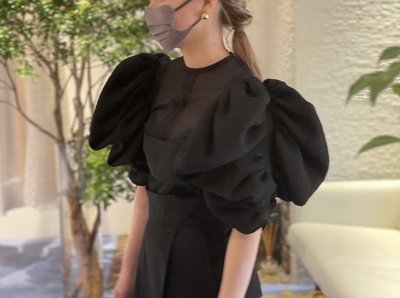 韓國設計師系列方形別緻領口背面蝴蝶結造型設計長洋裝（喜歡kiito 風格請參考）