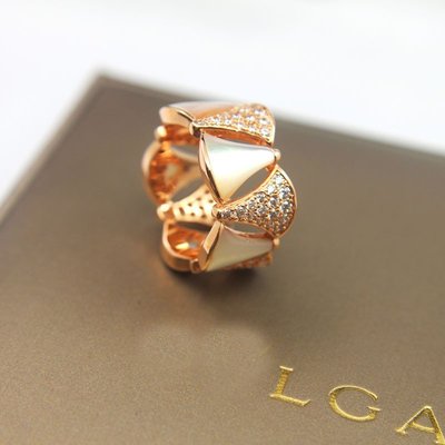【少女館】新款Bvlgari戒指寶格麗扇形貝殼頭戒指歐美潮牌情侶對戒 戒指 指環首飾 珠寶 飾品WCC34