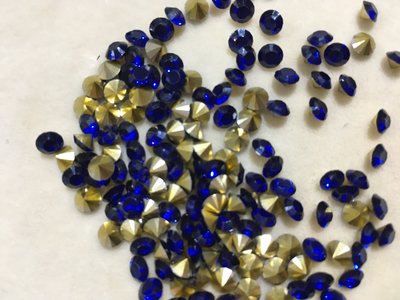 壓克力材質水鑽 寶藍色 美甲 DIY 手工藝 拼貼 飾品 碎鑽 水鑽4.55mm 10g $35 限量