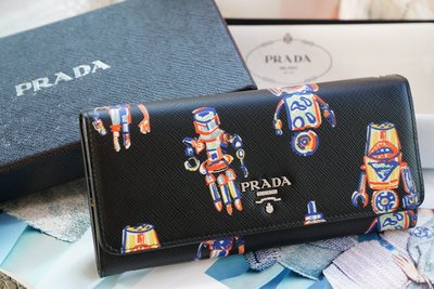 【COCO 精品專賣】Prada 1MH1322 wallet 機器人前扣長夾 附卡片夾 黑 現貨