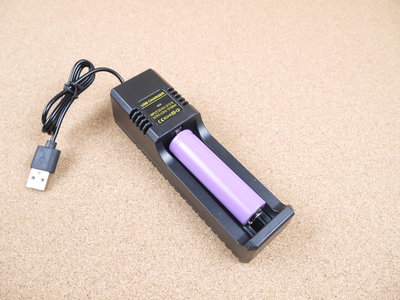 [浪][A65單]鋰電池充電器 單/雙/四槽 18650充電器 雙槽充電器 四槽充電器 手電筒頭燈充電器