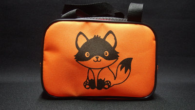 DJE-04 小狐狸餐袋 環保便當袋 幼兒園餐袋 國小餐袋 便當袋 超大透氣底網設計 可裝便當盒 橘色+黑上網
